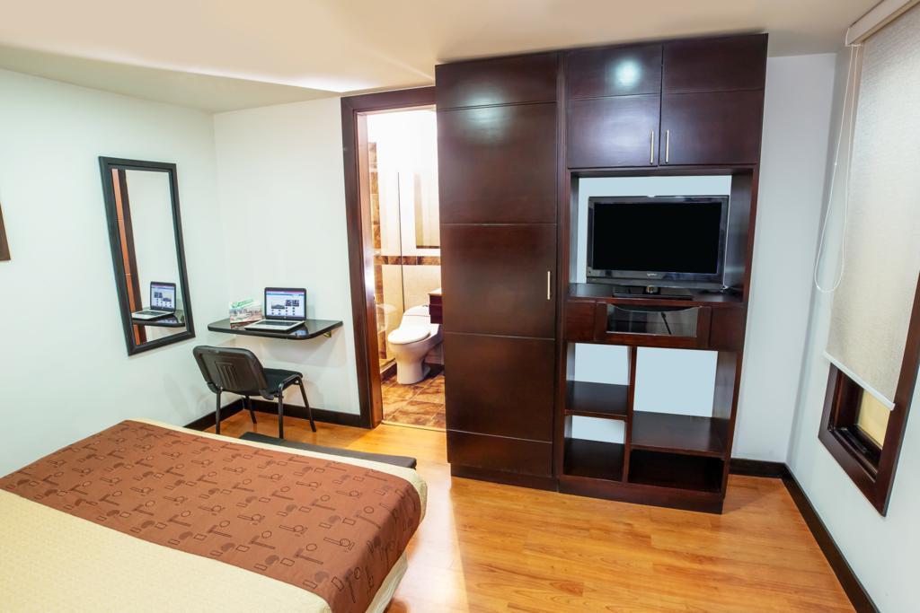 Aw Hotel Connect 33 Bogotá Zewnętrze zdjęcie