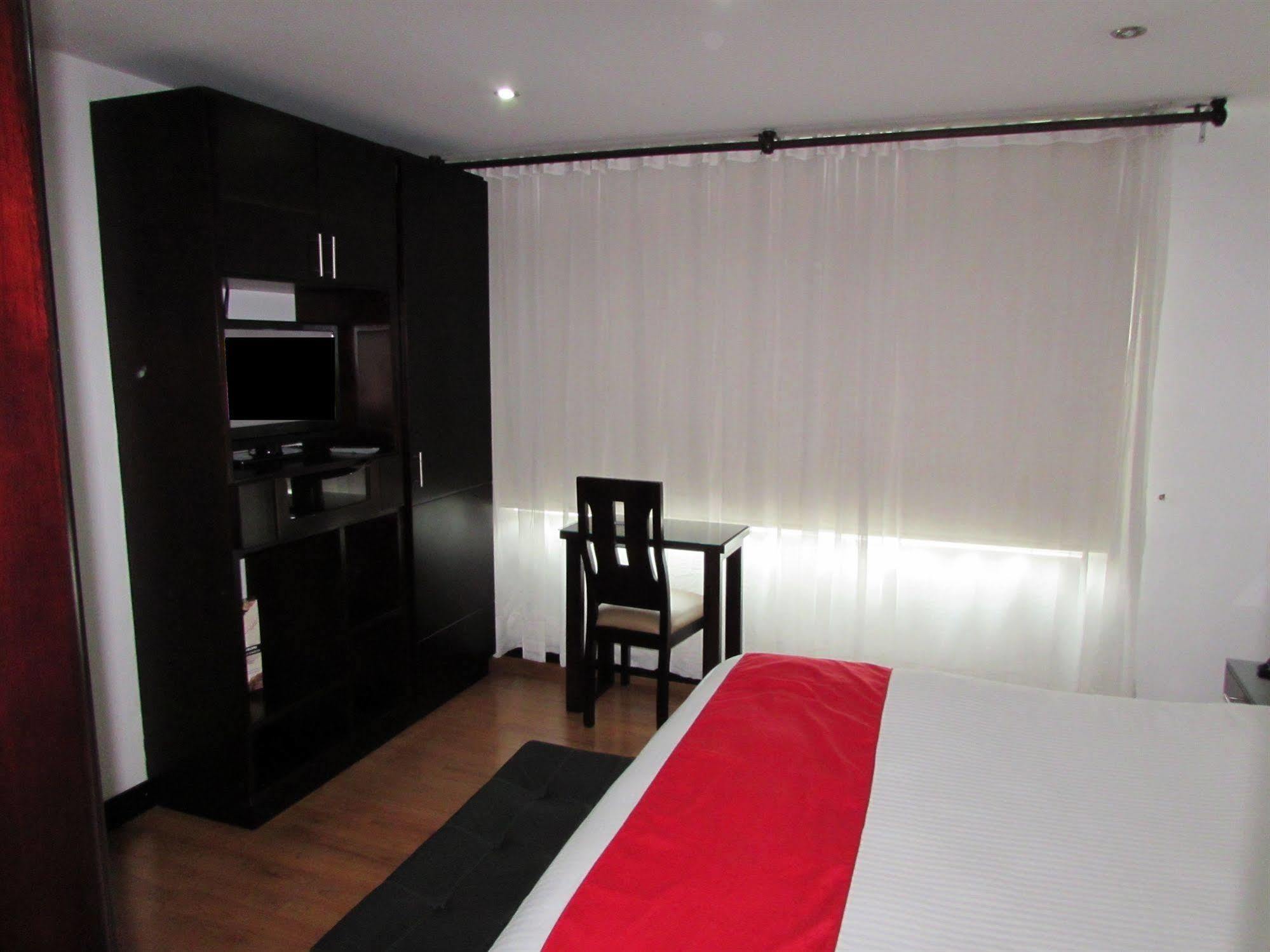 Aw Hotel Connect 33 Bogotá Zewnętrze zdjęcie